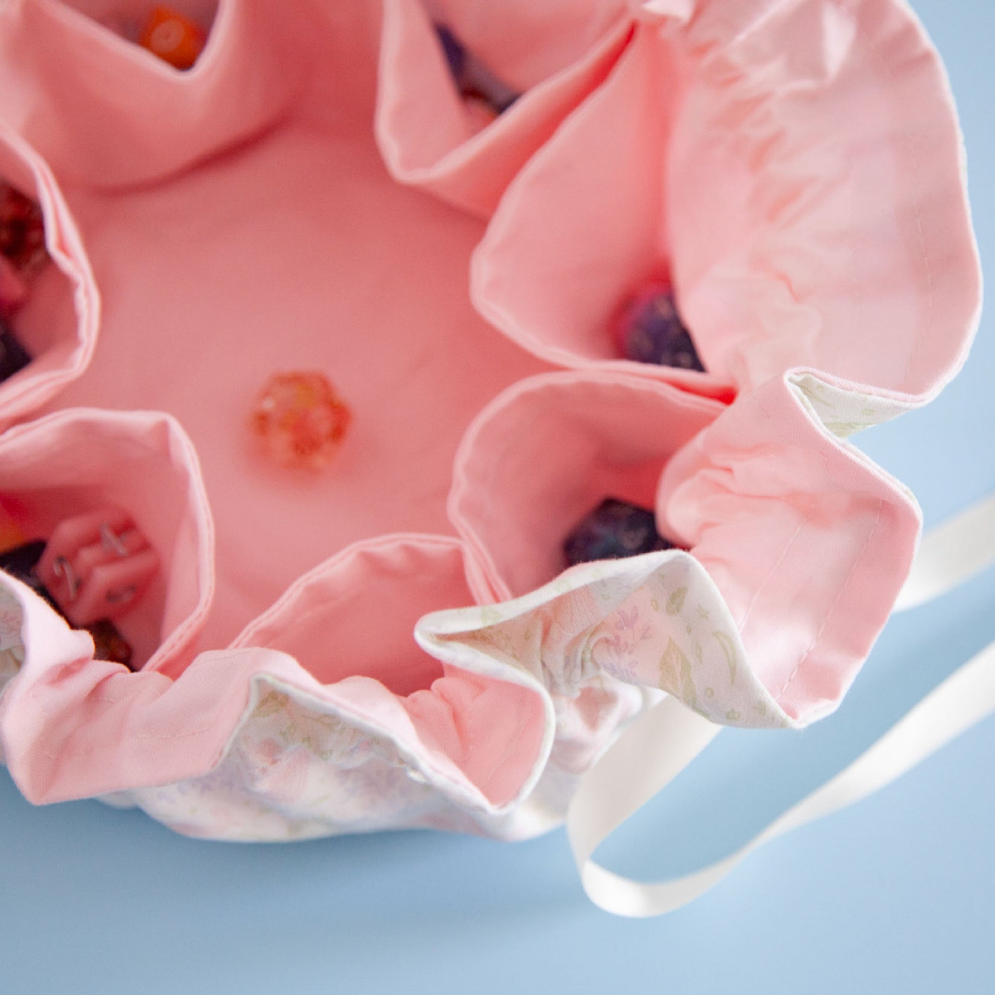 Dice Bag of Holding • Dragon's Veil